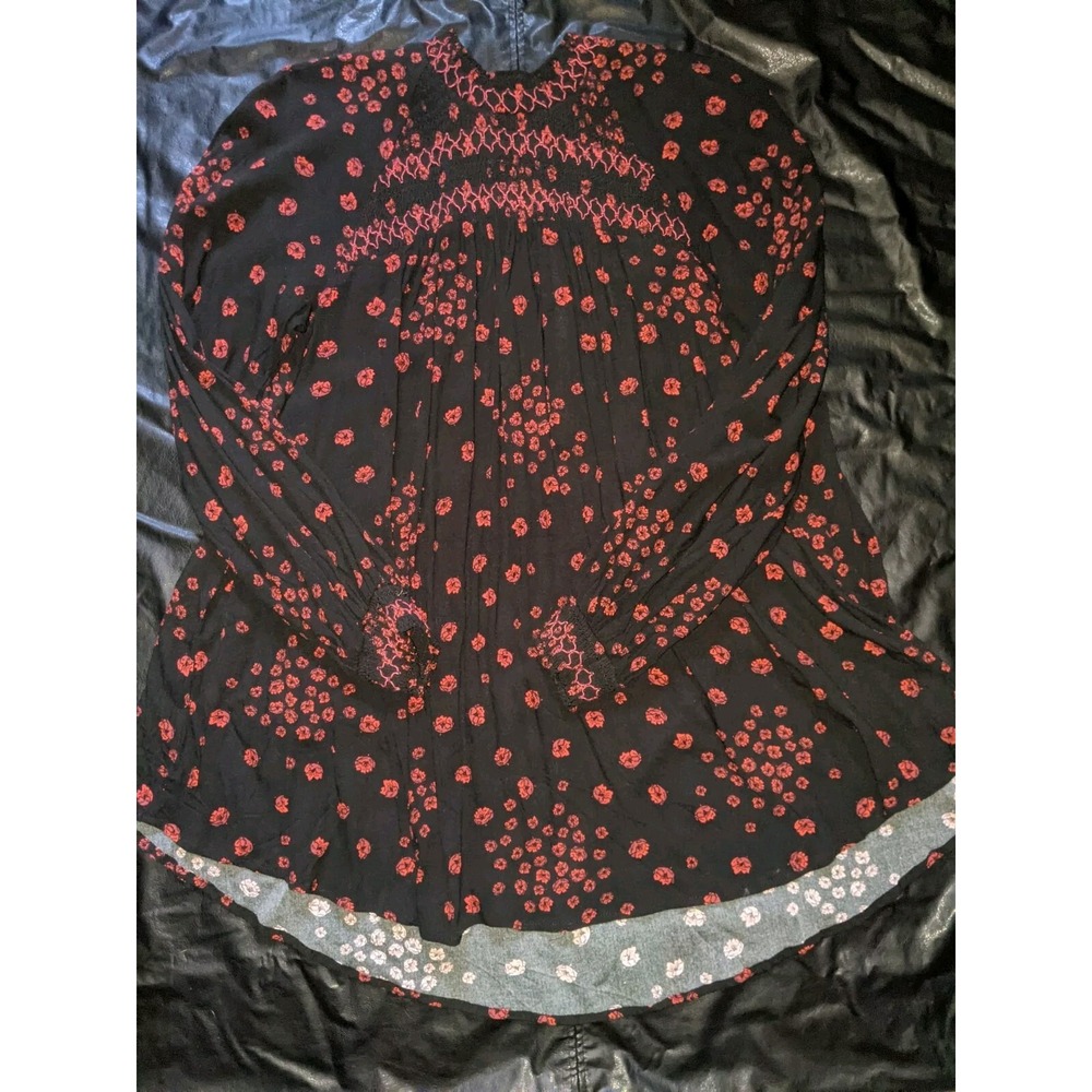 Free‎ People Flowers In Her Hair Smock Tunic Size XS Oversized Black Red Rayon